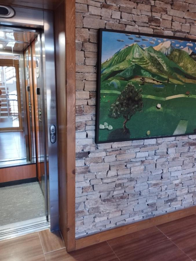 Pirin Golf - Nirvana, Studios&Spa Razłog Zewnętrze zdjęcie